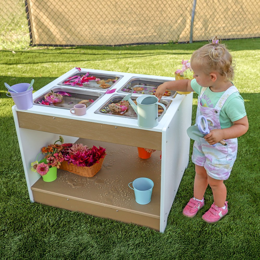 Sensory Table, Brown and White