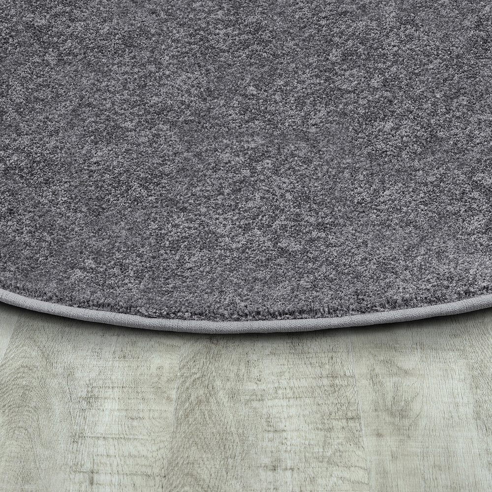 Kid Essentials Endurance 6' x 9' Oval Area Rug in Color Silver