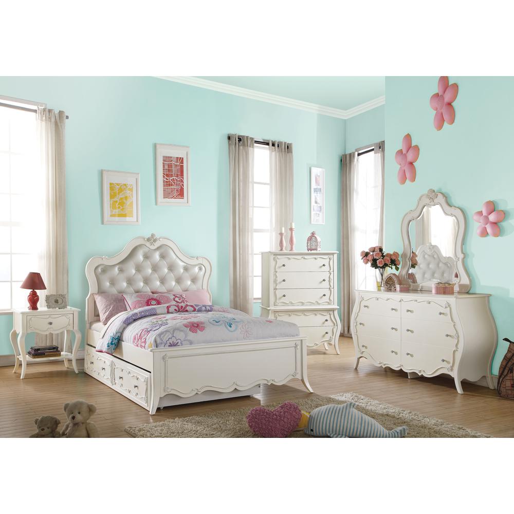 Edalene Chest Pearl White