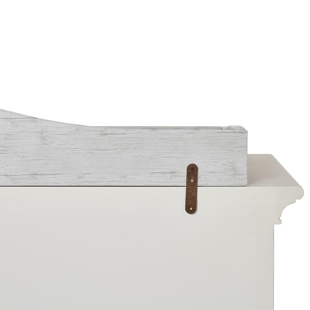 CHANGING TRAY