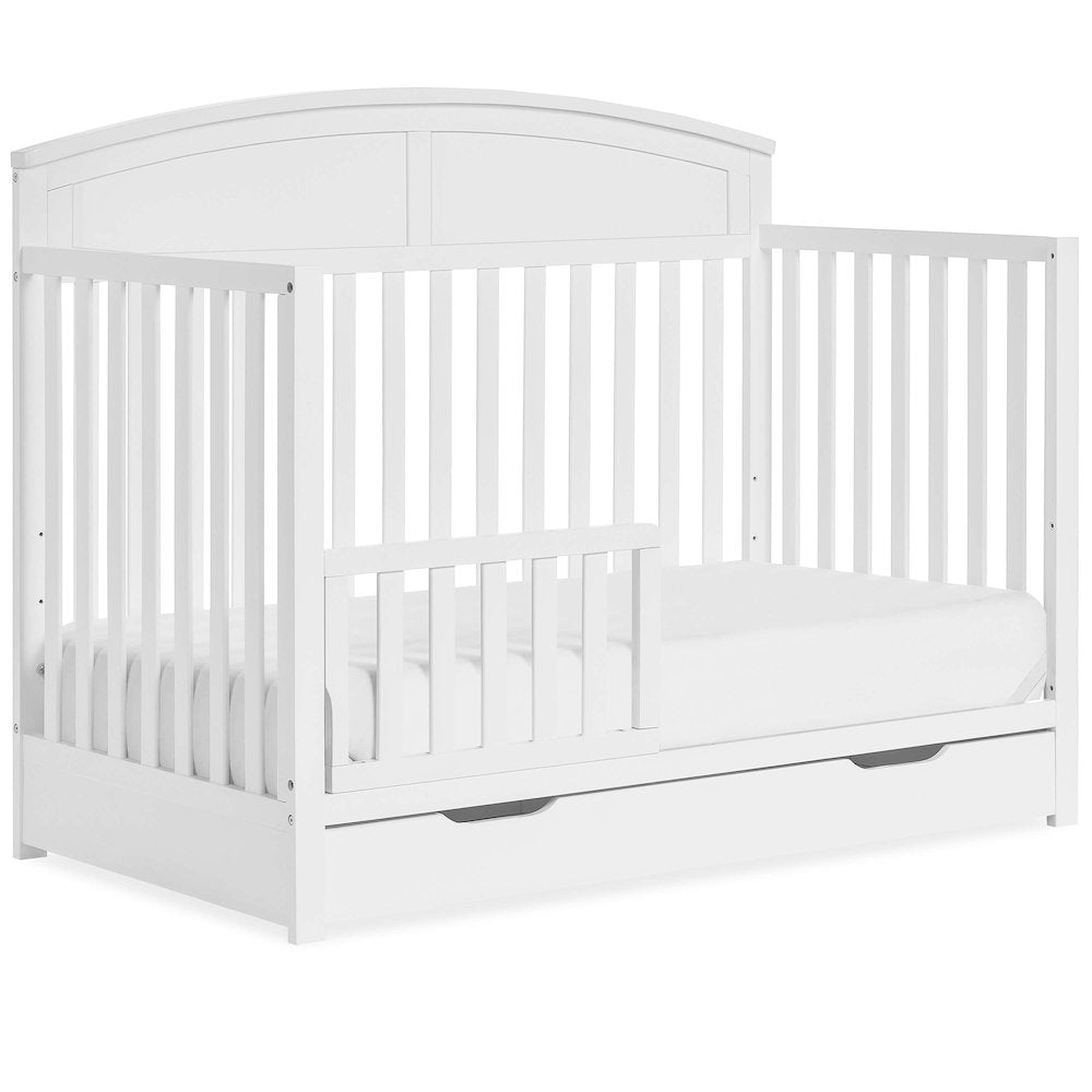JPMA & Greenguard Gold Certified Dream On Me Storybrooke 5 in 1 Convertible Crib
