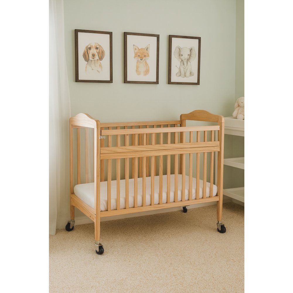 Mini/Portable Non-folding Wooden Window Crib with Safety Gate