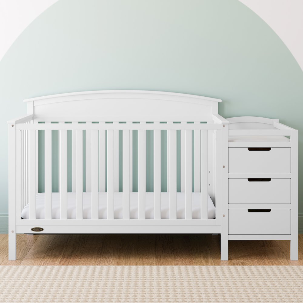 Graco Benton 4-in-1 Convertible Crib and Changer (White)