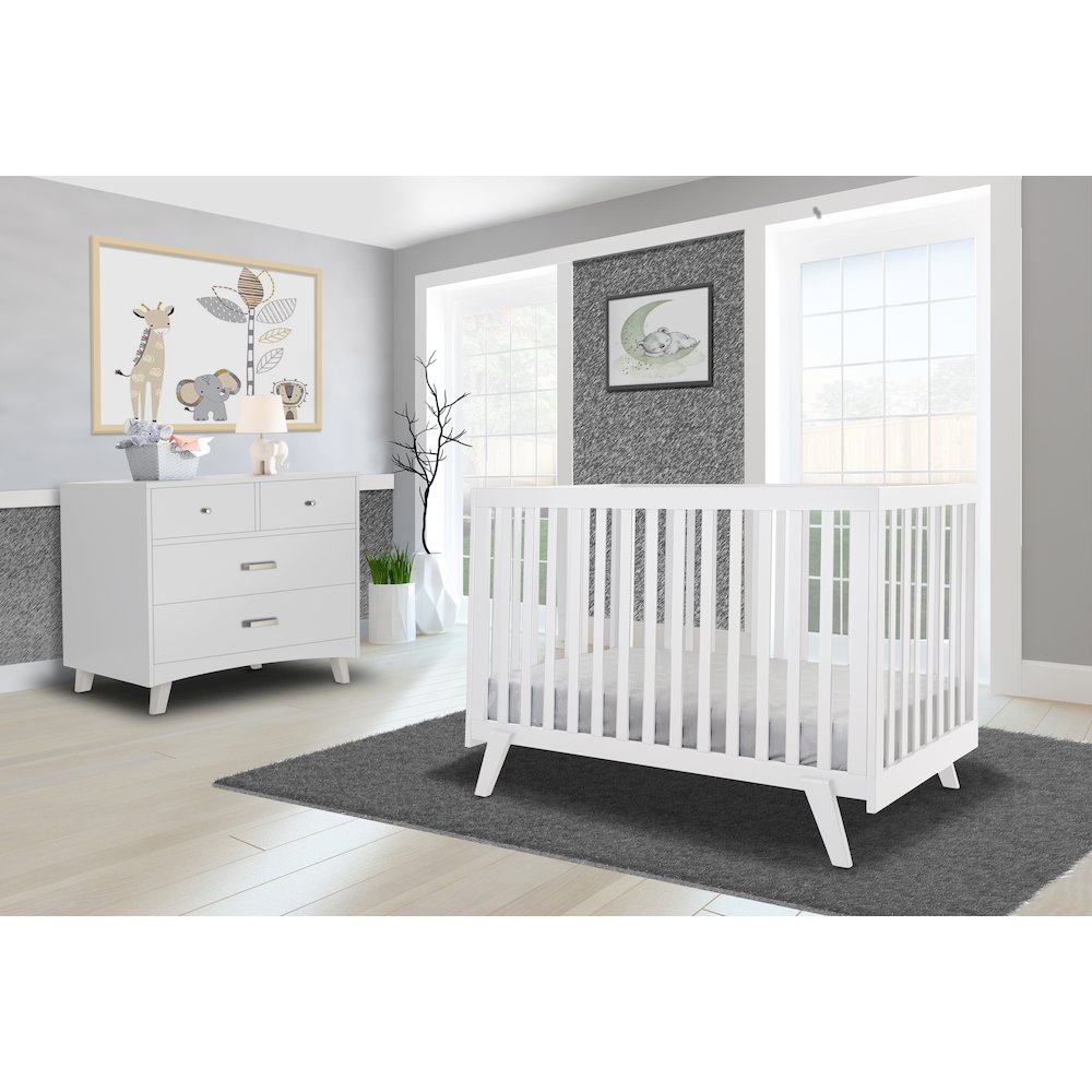 Sorelle Luce Crib,White Color