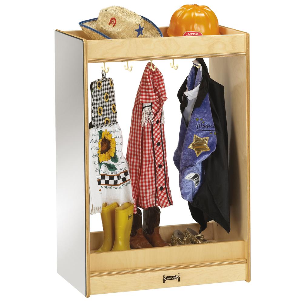 Small Dress-Up Island