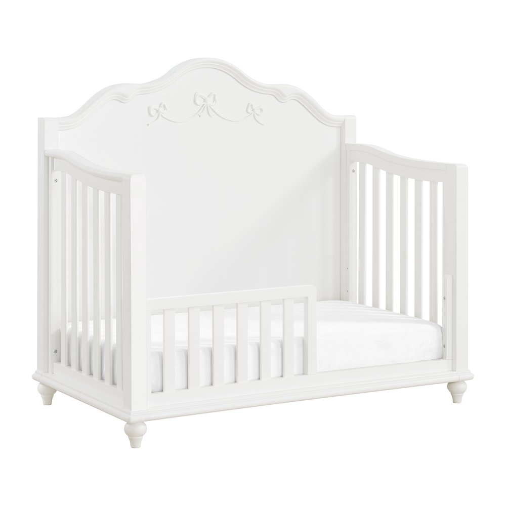 Alana Crib with Guardrails in White