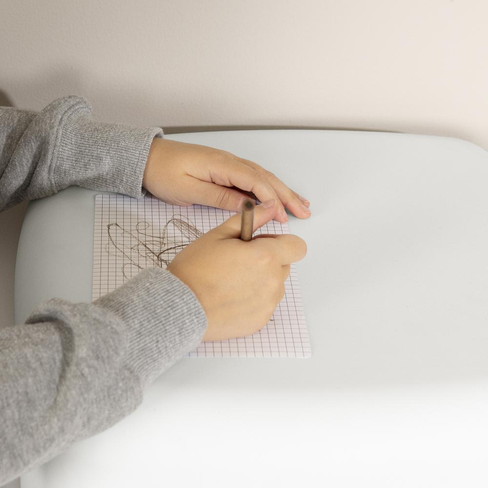 Sweedi Kids Stool, White