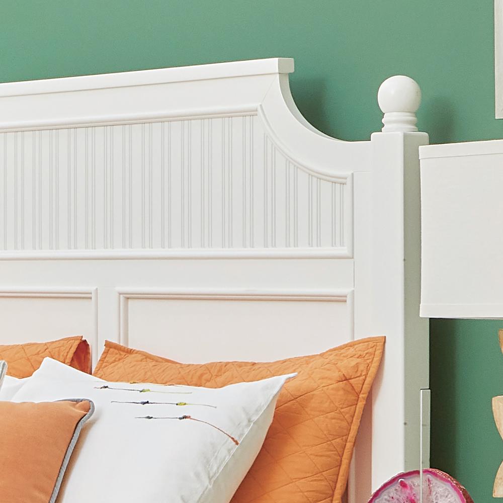 Savannah Full Poster Bed with Trundle - White Finish