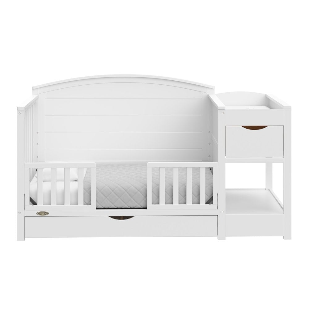 Graco Bellwood 5-in-1 Convertible Crib & Changer with Drawer (White)