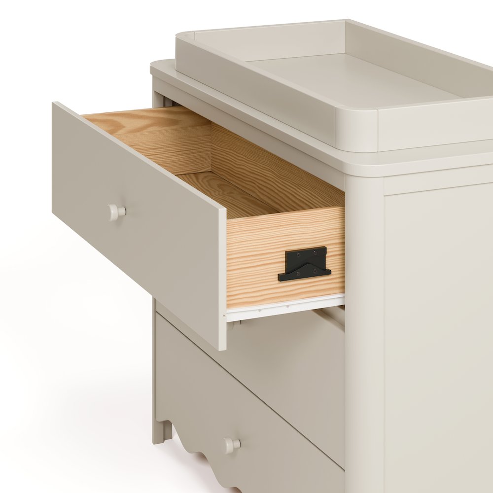 Casablanca 3 Drawer Chest With Topper-Frosted Oat