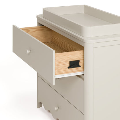 Casablanca 3 Drawer Chest With Topper-Frosted Oat