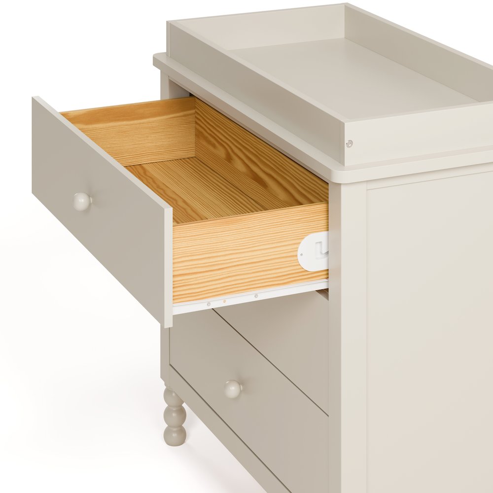 Rio 3 Drawer Chest with Topper-Frosted Oat