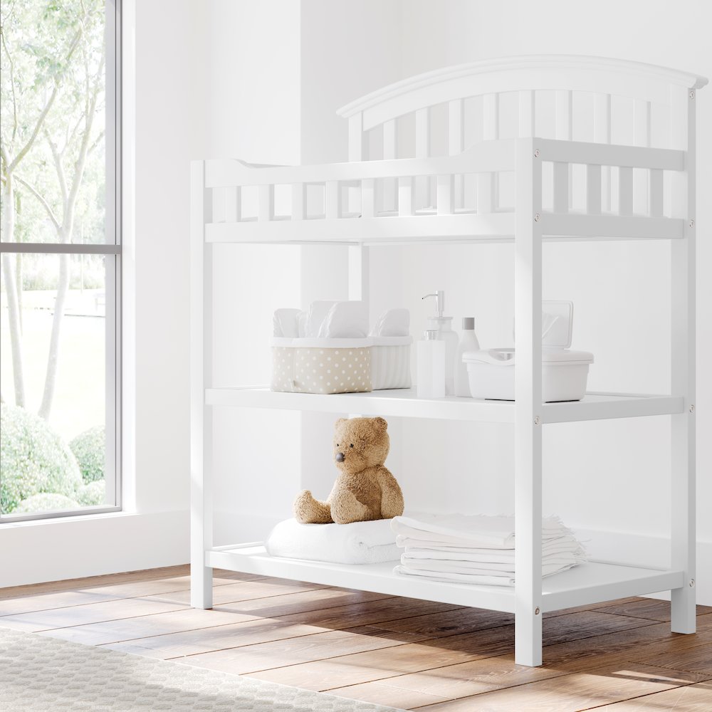 Graco Changing Table with Water-Resistant Changing Pad (White)
