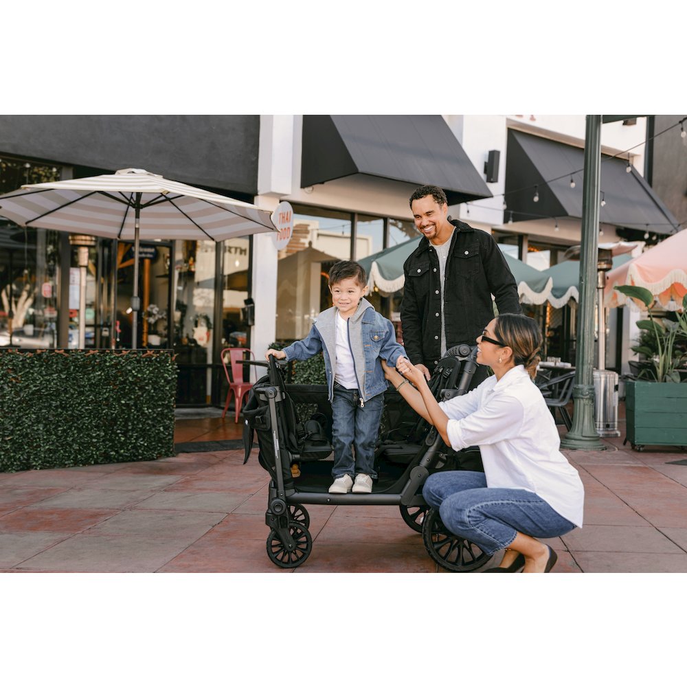 L-Series 4 Seater Wagon - Black
